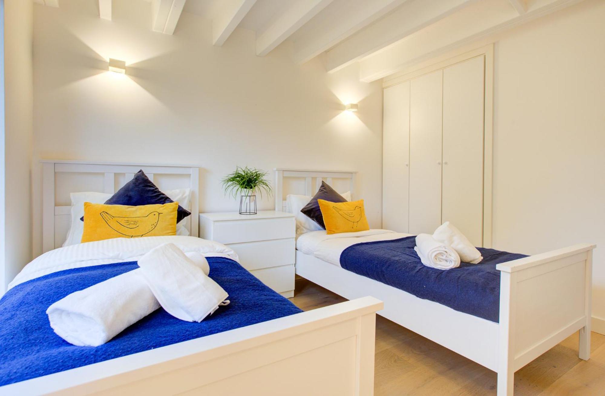 Neoteric Home Wimbledon Village London Bagian luar foto